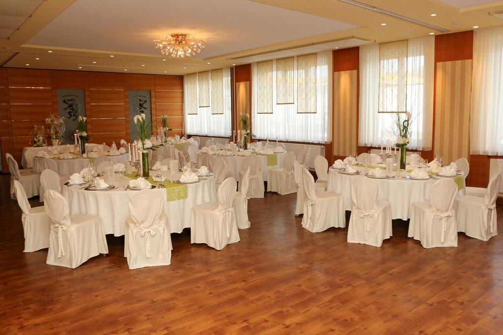Hotel-Restaurant Fischerwirt Gratwein Buitenkant foto